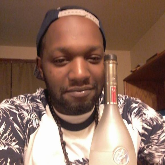 Meet your Posher, Damien - Picture 1 of 1